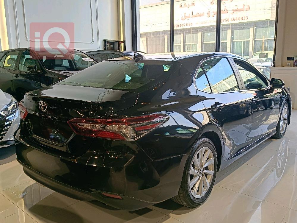 تۆیۆتا کامری